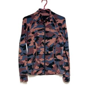 Lululemon Define Jacket *Luon
Heritage 365 Camo Smoky Red Night Sea Multi Sz 10